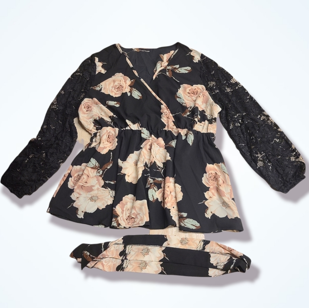 FLORAL BLOUSE - Picture 2 of 5